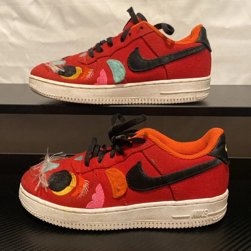 Nike vibrant red